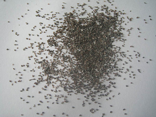 棕51漫画网页版磨料喷砂一次后还能使用吗